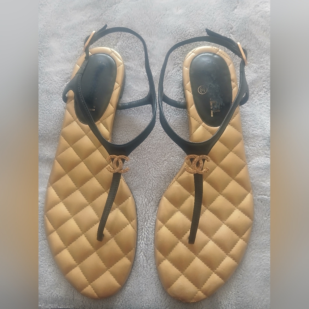 Chanel Black Gold CC Thong Flat Sandals - Picture 2 of 14